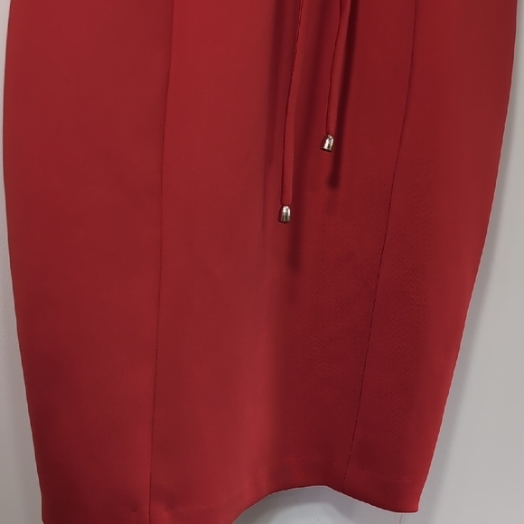 Guess | Red Sleeveless V-Neck Tie Front Mini Bodycon Dress Size L - Picture 5 of 8